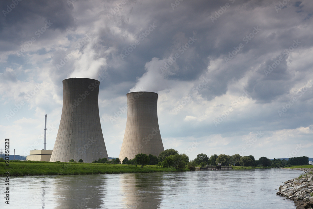 AKW Grohnde / Weser - Nuclear plant at Grohnde / Weser AKW Grohnde / Weser - Nuclear plant at Grohnde / Weser