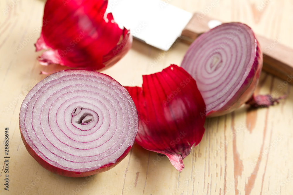 sliced red onion in kitchen