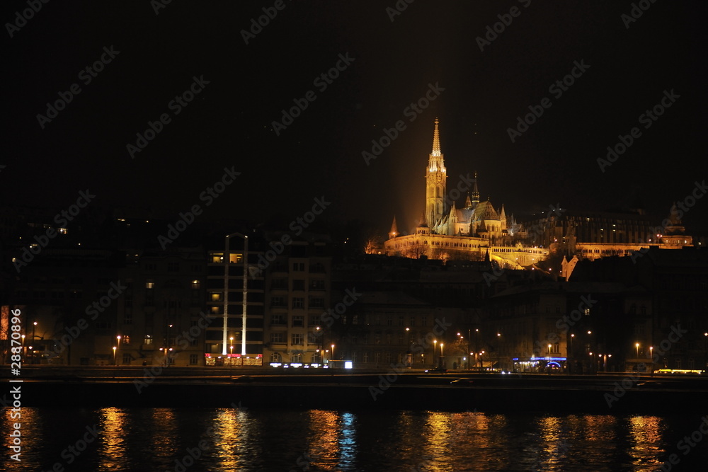 Naklejka premium hungary budapest at night