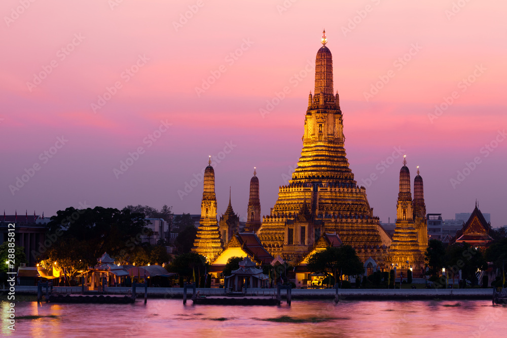 Obraz premium Wat Arun (Świątynia Świtu), Bangkok, Tajlandia