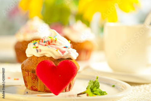 A piece of cake for the sweetheart photo