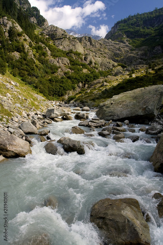 Mountain stream in Alps - Trift