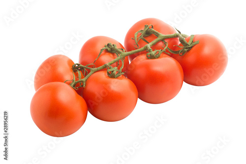 помидоры на ветке