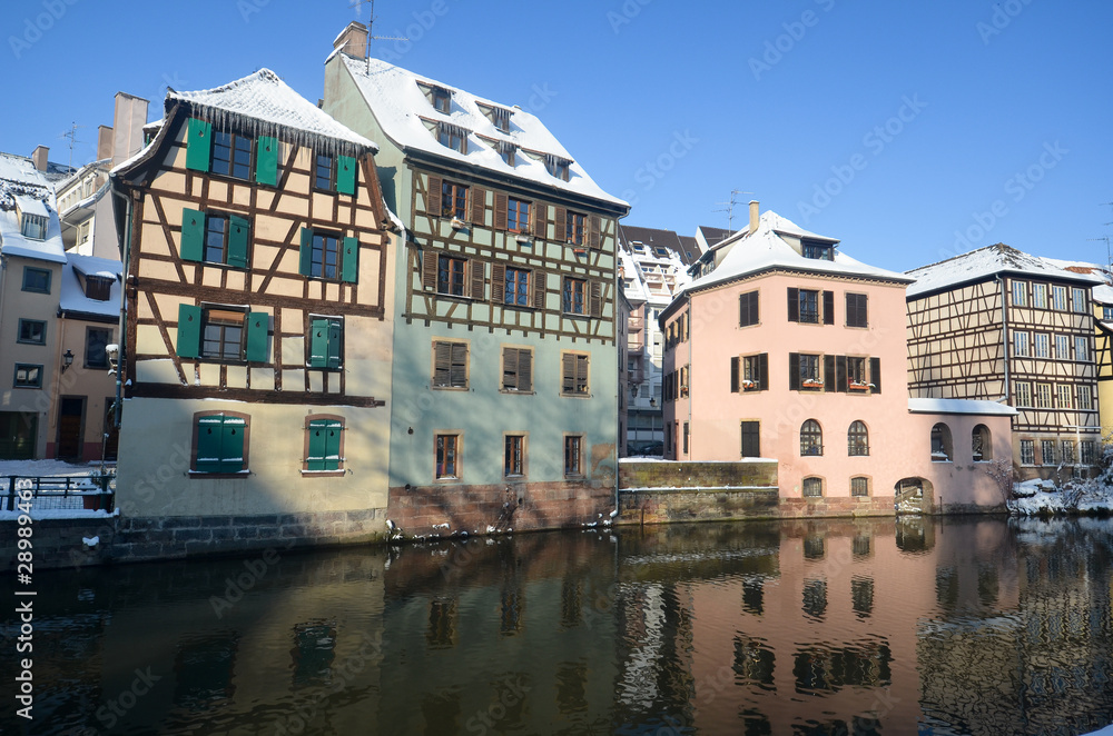 Les maisons de Strasbourg l'hiver