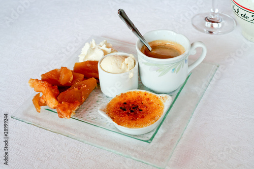 Obraz na plátně set of sweet dessert