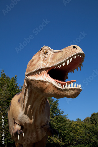 Aggressive T-Rex © Sergii Figurnyi