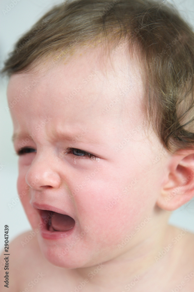baby,kleinkind,portrait,weinend baby,kleinkind,portrait,weinend
