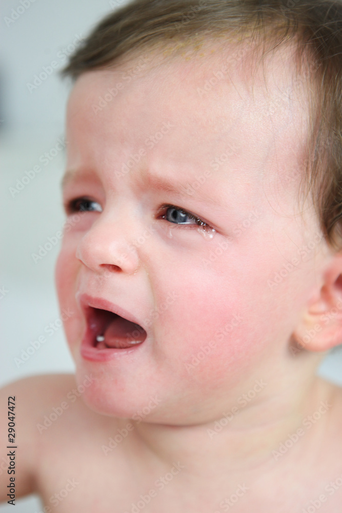 baby,kleinkind,portrait,weinend baby,kleinkind,portrait,weinend