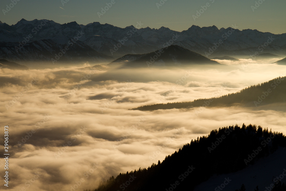 Obraz premium Wolkenmeer in den Alpen