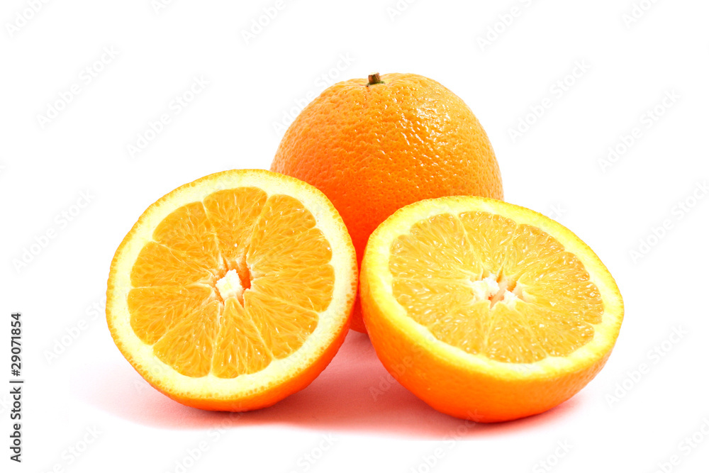 2 oranges in 3 pieces