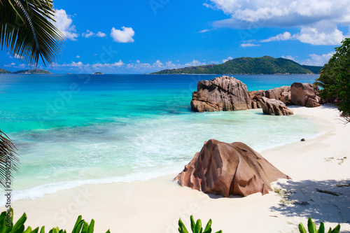 Idyllic beach in Seychelles © BlueOrange Studio