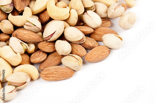 nuts 4