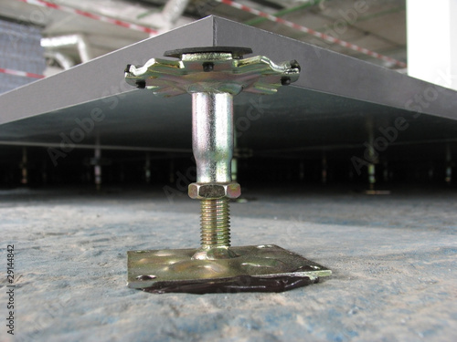 False floor in a modern office center