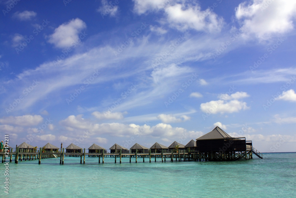 Ciel et mer turquoise aux Maldives