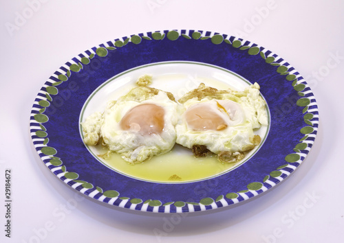 fried chicken eggs,sunny side up