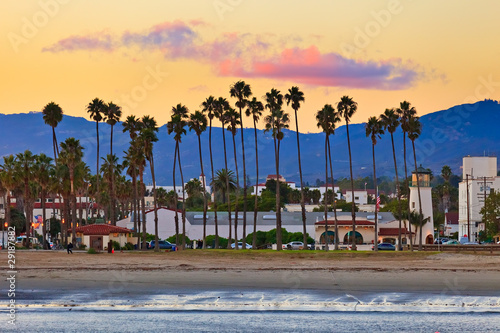 Fotografie View on Santa Barbara from the pier
