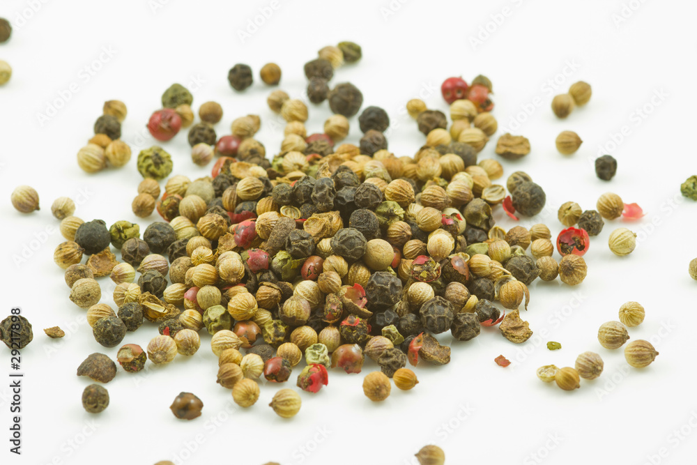 poivre et baies pour la cuisine poivre et baies pour la cuisine