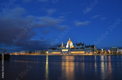Budapest parliament building © razvanmatei