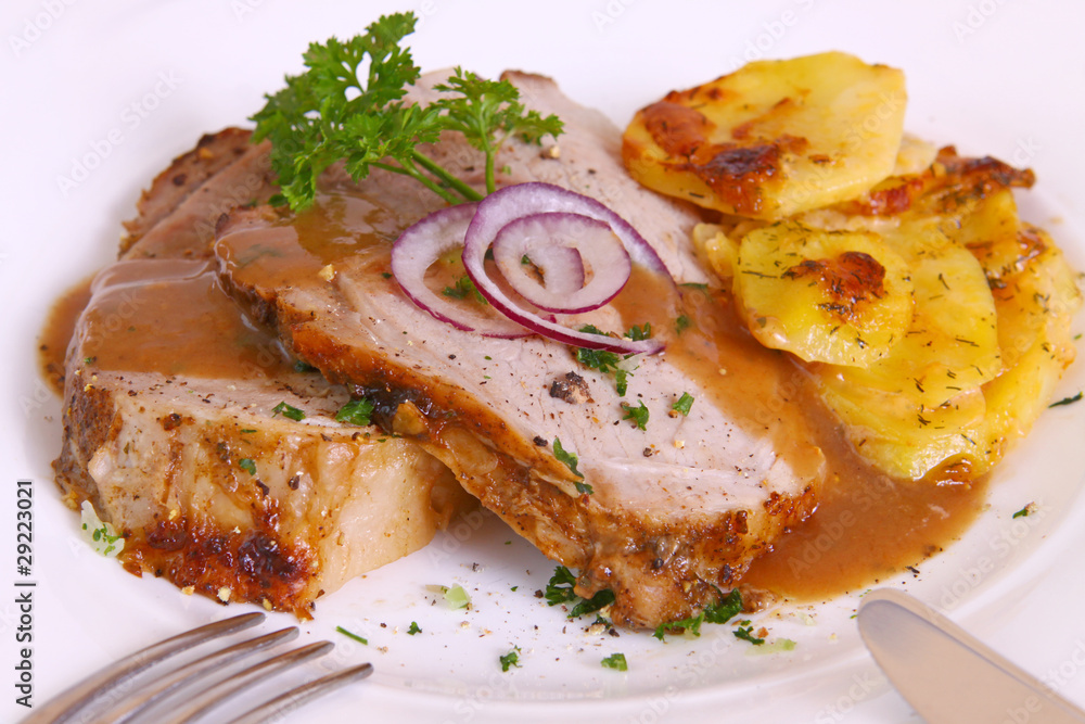 schweinebraten mit kartoffelgratin schweinebraten mit kartoffelgratin