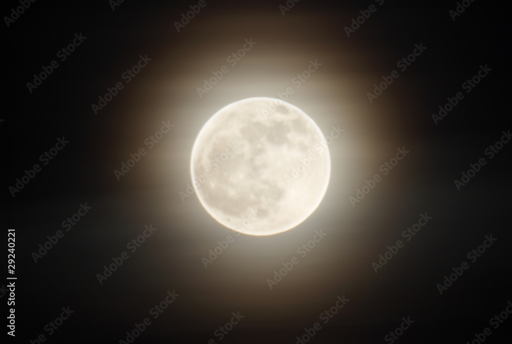 Obraz premium Phase of the moon, full moon. Ukraine, Donetsk region 19.01.11