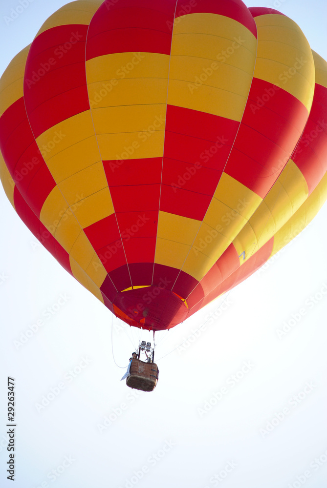 Obraz premium Big rainbow balloon in the sky.