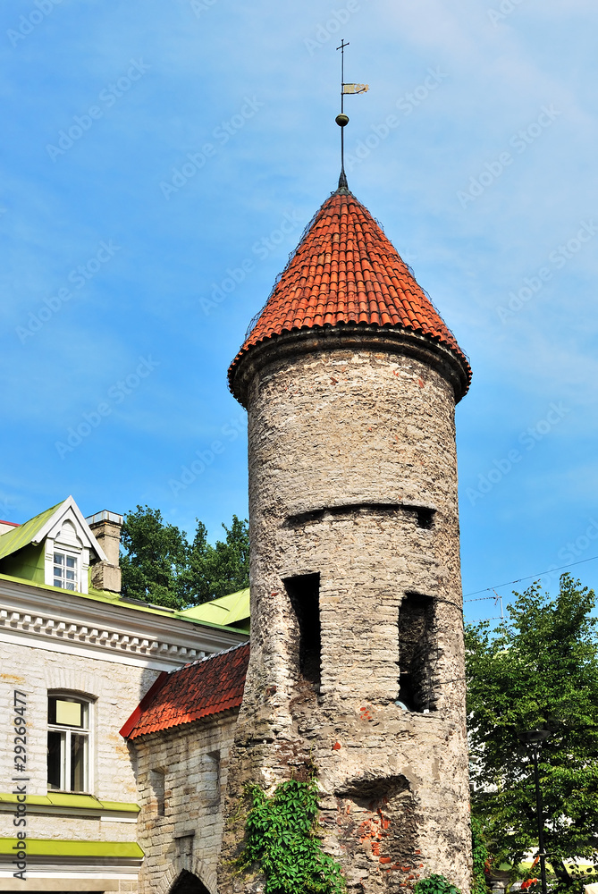 Tallinn. Viru gate tower