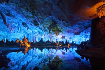 Leinwandbilder Guilin Karstberglandschaft im ländlichen China  © David Davis