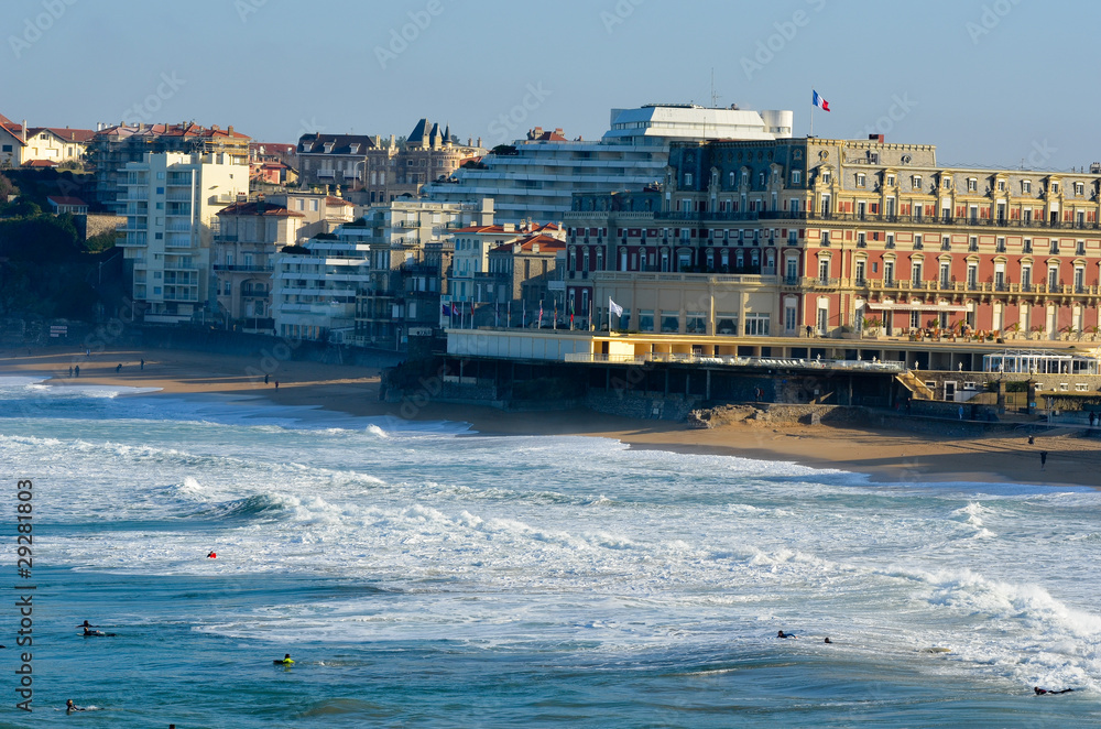 Des vagues à Biarritz