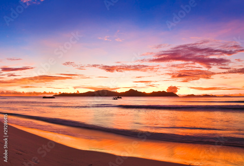 Fototapeta Naklejka Na Ścianę i Meble -  Tropical island at sunset