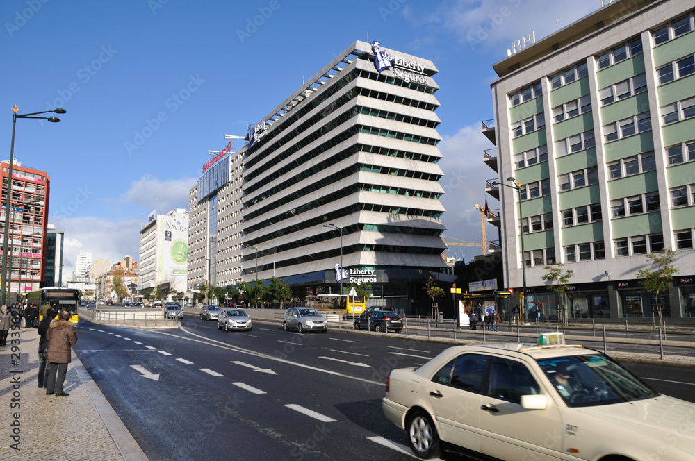 Naklejka premium Lisbon street