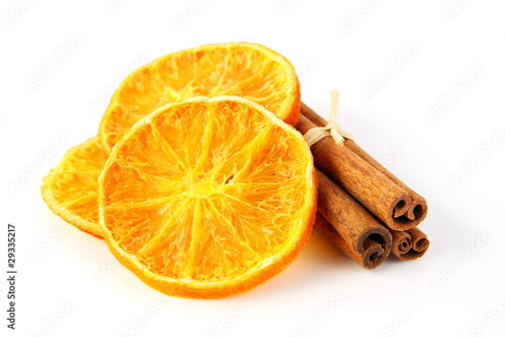 Weihnachtsdeko - Trockenorange mit Zimtstangen Weihnachtsdeko - Trockenorange mit Zimtstangen