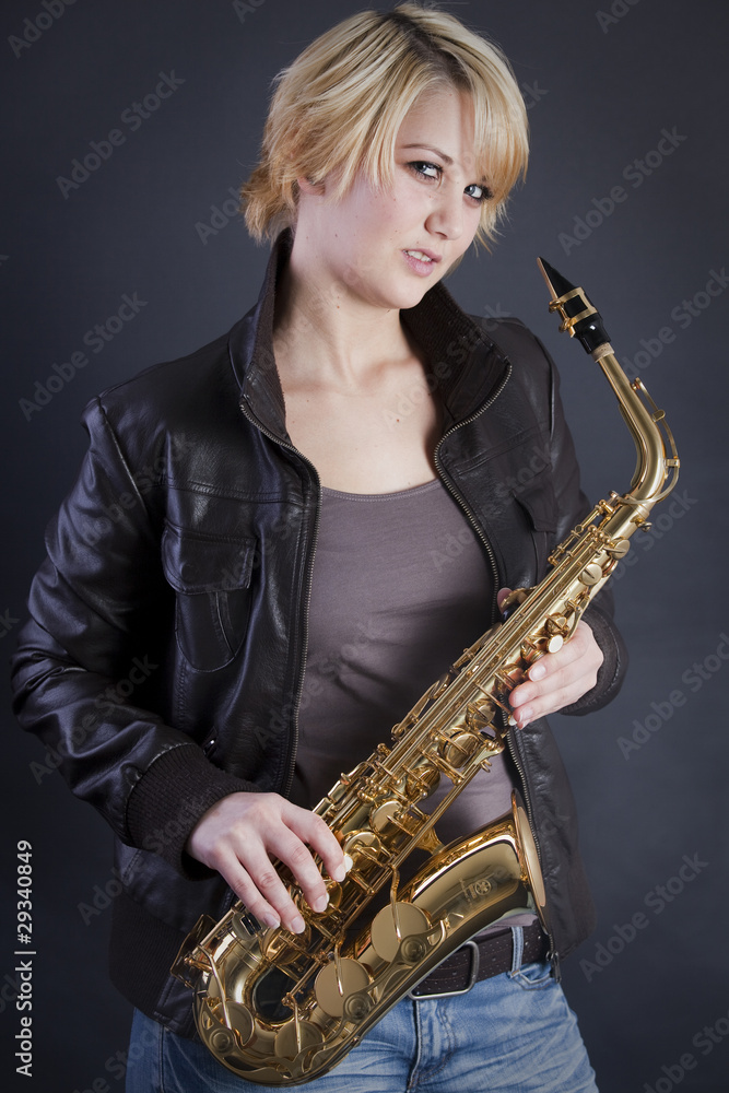 Fototapeta premium Saxophonspielerin