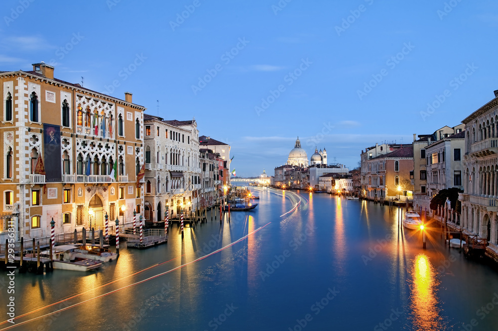 Canale Grande Venedig beleuchtet