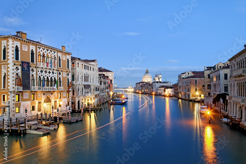 Canale Grande Venedig beleuchtet © Blickfang