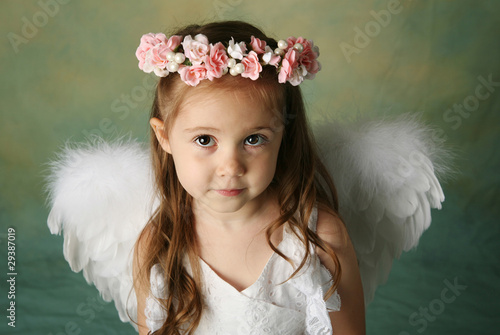 Cuadro en lienzo Little Angel Girl