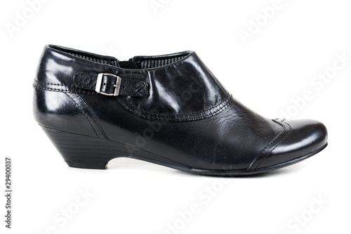 one black leather women's shoes