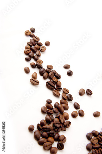 Kaffebohnen verstreut
