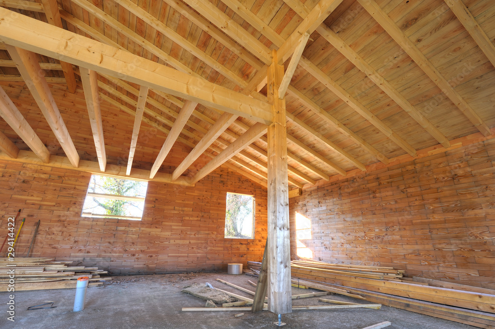 intérieur d'une maison bois écologique