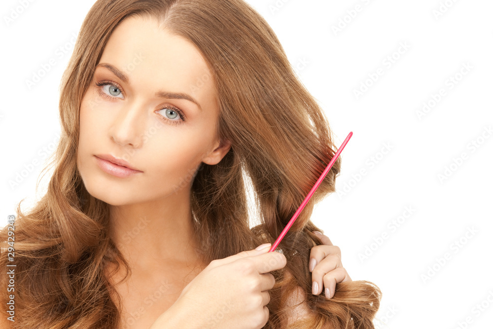 Obraz premium beautiful woman with comb