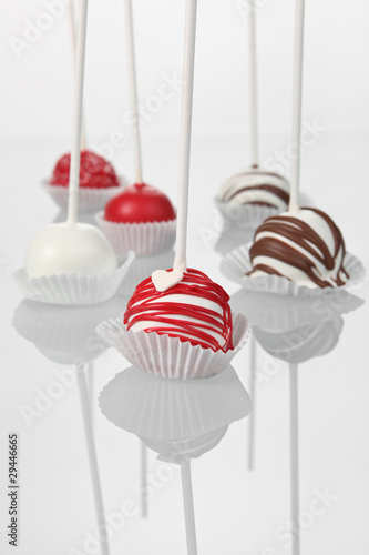 Pretty Cakeballs on Sticks