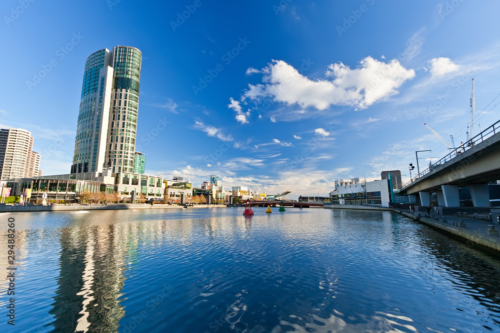Fototapeta premium Skyscrapers on Yarra River, Melbourne