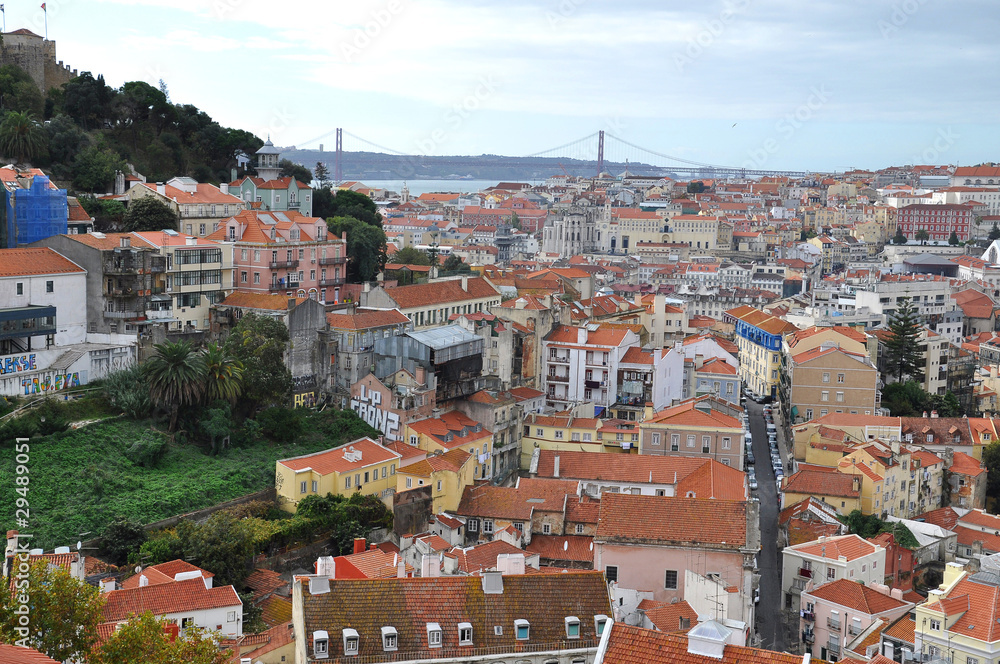 Panorama sur Lisbonne et le Tage depuis l'Alfama, Portugal