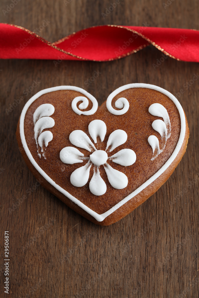 Gingerbread heart and ribbon Gingerbread heart and ribbon
