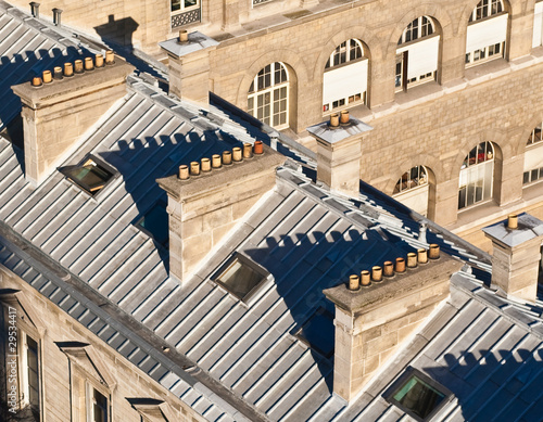 Obraz na płótnie Chimneys on the roofs of houses. Paris. France w salonie