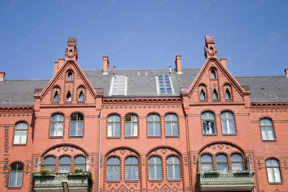 Obraz premium The old brick house