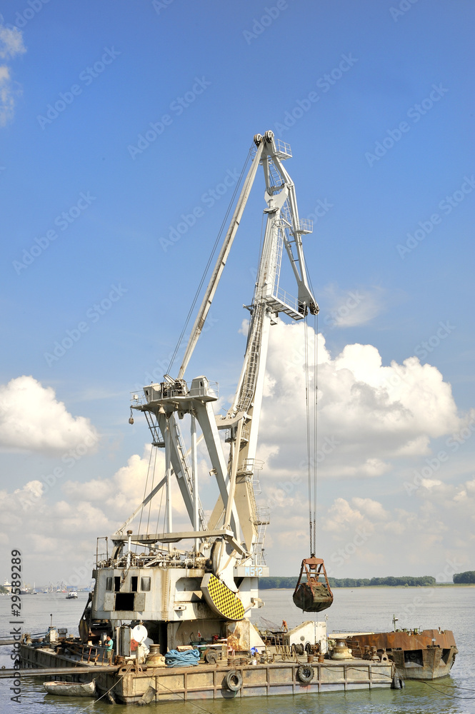 Marine dredge