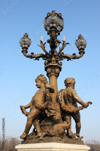 Cand  labre du pont Alexandre III    Paris