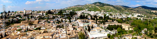 Panorama over Granada © sluedemann