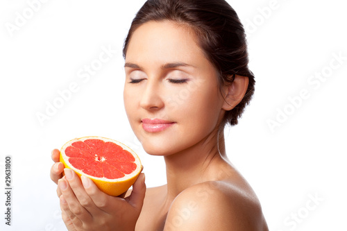 beautiful woman portrait with grapefruit