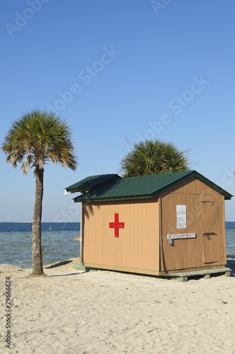 Lifeguard Hut © Stephen Meese